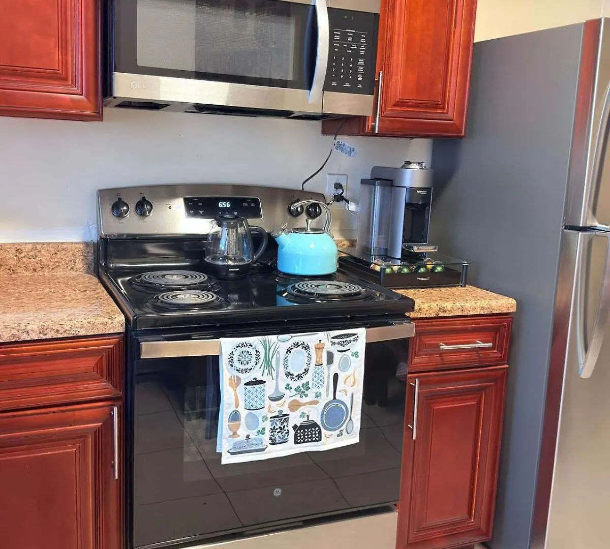 Near Metlife Stadium & Free Parking Clifton United States
