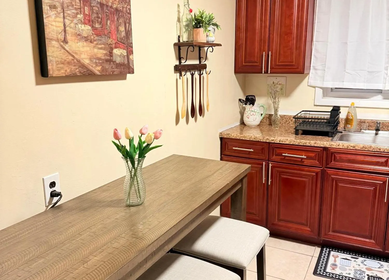 Apartment Near Metlife Stadium & Free Parking Clifton